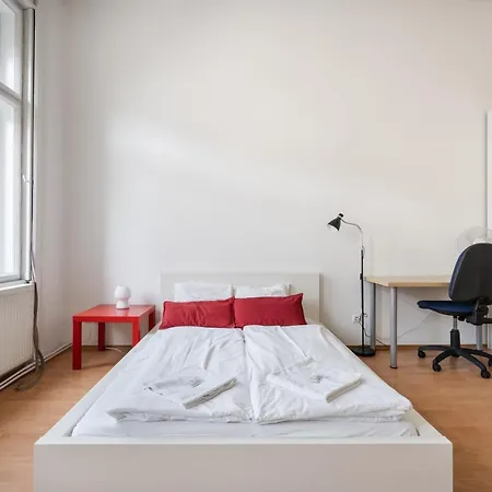 Apartment Megszunt - Erzsebet Krt 37 *